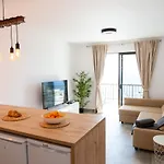 Black Apartman *