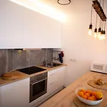 Black Apartman *